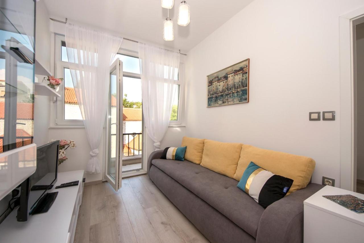 Sibenik City Center Apartment Sonia Buitenkant foto
